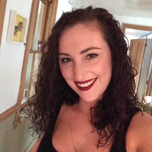 Meet your Posher, Erin - Picture 1 of 1